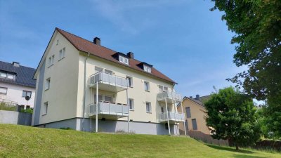 kleine, gemütliche und komplett modernisierte DG-Wohnung am Siegener Giersberg