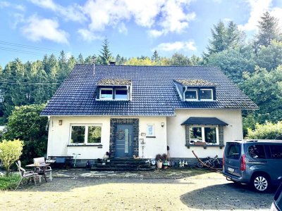 Traumhaft gelegenes Einfamilienhaus in Alleinlage – Natur, Ruhe und Raum für die ganze Familie