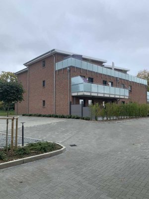 Klein Wittensee:  3 Zimmer Neubau Wohnung im EG mit großer Terrasse sofort zu vermieten.