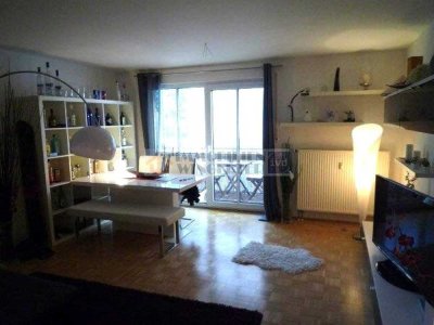 Nähe Galgenberg : sonnige 2 Zimmer Wohnung mit Südbalkon inklusive zwei Stellplätze