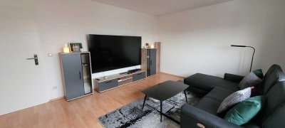 Große Teilmöblierte 2 ZKB-Wohnung, auch für München-Pendler, tolle Lage