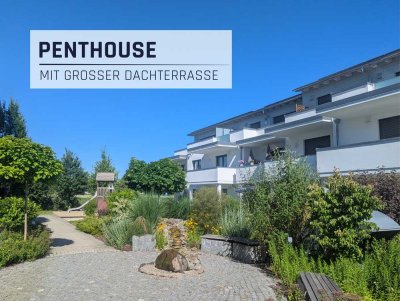Wohltuende Umgebung! Penthouse Wohnung mit großer Dachterrasse!