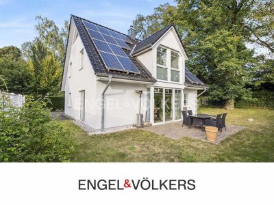 Stilvolles Einfamilienhaus mit Photovoltaik und Wärmepumpe in ruhiger Lage