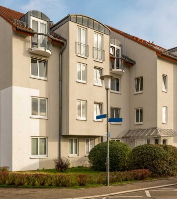 Gepflegte 2,5-Raum-Wohnung mit Einbauküche in Eppelheim