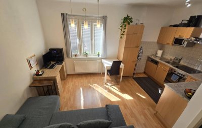 Wiener Neustadt - Ruhige 2-Zimmer-Wohnung nähe Hauptplatz - VIDEO verfügbar!