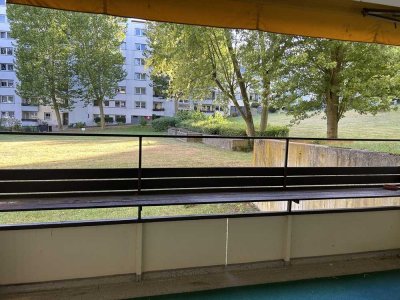 2-Zi.-Wohnung mit Süd-Loggia und großem Wohnzimmer in Hildesheim