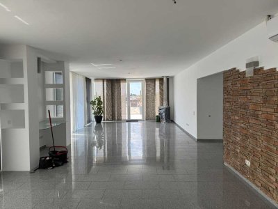 Lichtdurchflutetes Penthouse - Ihr Blick über Dortmund -