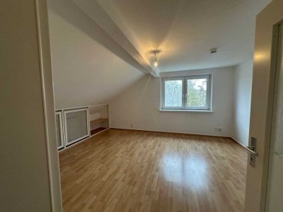 Großzügige 3 Zimmer Wohnung