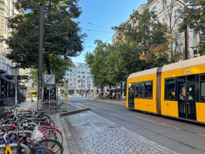 Bezugsfreie Remise im ruhigen zweiten Hinterhof in Toplage Berlin-Mitte