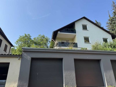 4-Zimmer-Wohnung mit 2 Küchen in Würzburg – Ideal als WG – Winterleitenweg