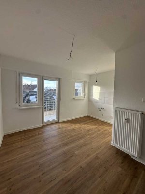 Sanierte 3-ZKB Wohnung in zentraler Lage!