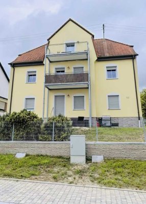 Attraktives Mehrfamilienhaus mit drei Wohneinheiten – solide Kapitalanlage mit Entwicklungspotenzial