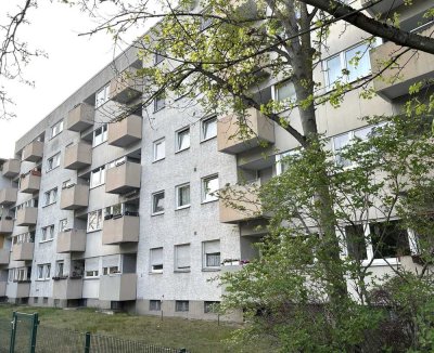 Bezugsfreie 3 Zimmer-Wohnung mit Balkon in Berlin - Spandau