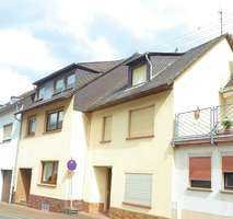 2 Häuser zusammenstehend in Rheindiebach -nahe BingenRh.