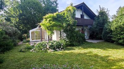 EFH in ruhiger Toplage mit viel Platz für die Familie (Option für ELW)