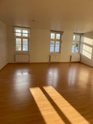 Helle 3-Zimmer Wohnung zu vermieten