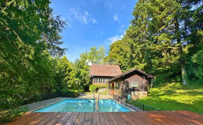 Renovierungsbedürftiges Landhaus mit Pool , Grundfläche 1.594 m² Renovierung und Schönheitsreparaturen sind erforderlich, dennoch sofort beziehbar!