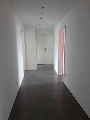 Helle 3,5-Zimmer Wohnung im 3. OG in Recklinghausen
