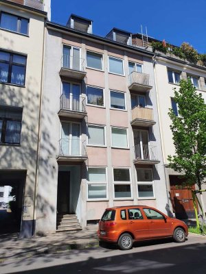 Möbliertes top Apart. ca. 26m² zur Pauschale von 550,- Euro auf der Karl Anton Str