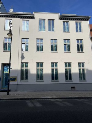 Erstbezug mit Balkon: Freundliche 2-Zimmer-Wohnung mit gehobener Innenausstattung in Wittstock