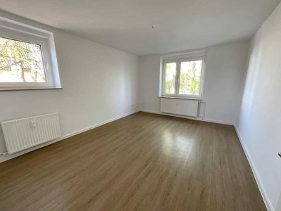 Zentraler geht's nicht! 4-Zimmer-Wohnung am Willy-Brandt-Platz 4 frei