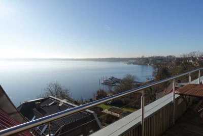 GROßE STILVOLLE MAISONETTEWOHNUNG MIT ATEMBERAUBENDEM SEEBLICK