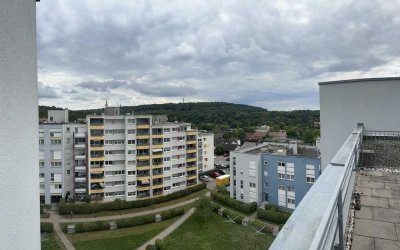 Attraktive Maisonetten-Wohnung in ruhiger Wohnlage von Sindelfingen mit großzügiger Dachterrasse!