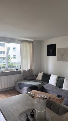 Schöne 1,5 Zimmer Wohnung nähe S-Bahn - mit Balkon, Einbauküche, modern