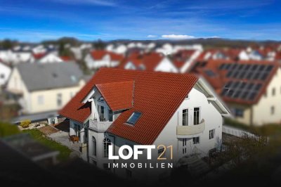 ** Familiendomizil: Traumhaftes Einfamilienhaus mit viel Platz und Pool in beliebter Wohnlage **