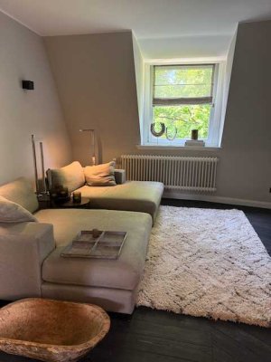 Möblierte 3,5-Zimmer-Wohnung in Hamburg Alsterdorf