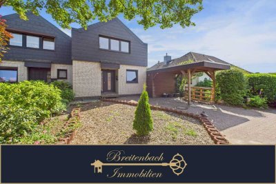 Achim – Uesen • Moderne Doppelhaushälfte mit Carport in zentraler Lage
