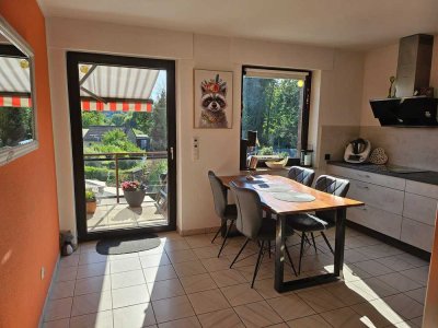 Steele-Horst: Großzügige 2-Raum-Wohnung mit großer Wohnküche und Balkon!