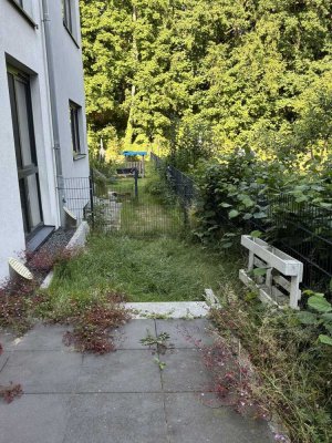 2-Zimmer-Terrassenwohnung mit EBK+ kleinem Garten in Wandsbek-Gartenstadt