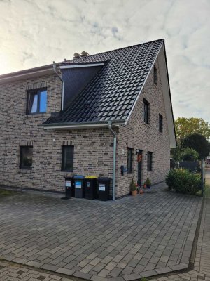 Doppelhaushälfte in bester Lage - Kuhkampsiedlung