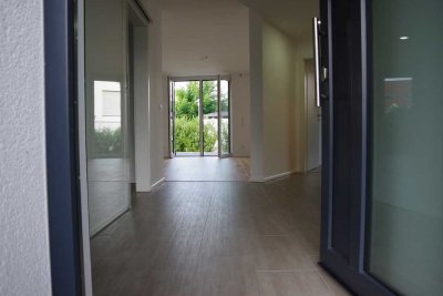 Geschmackvolle Erdgeschosswohnung mit Terrasse & Privatgarten