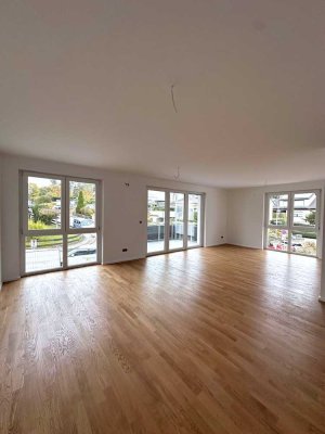 Erstbezug: Neubauwohnung - 3-Zimmer mit Einbauküche und sonnigem Balkon