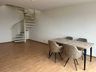 Wohnen auf zwei Ebenen: 3,5-Zimmer-Maisonette in Babenhausen