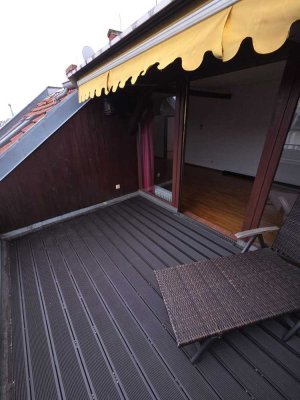 Großzügige Wohnung mit Dachterrasse und Kamin