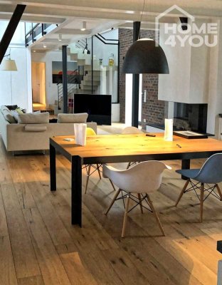 LOFT im luxuriös sanierten Gutshof, 2 SZ, 2 Bäder, 150 qm, Sauna, Kamin, HWR, Garten & Terrassen