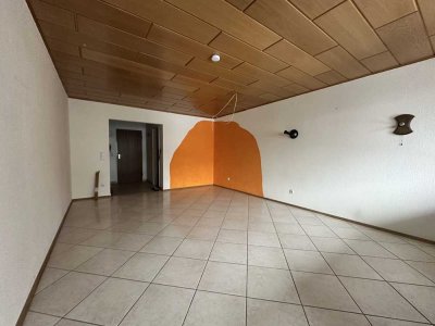 *RESERVIERT* 1-ZIMMER-WOHNUNG MIT GARAGE IN WÜSTENROT!