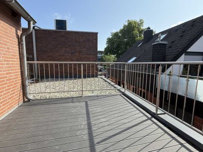 Erstbezug nach Sanierung, 3 Raum-Wohnung mit Terrasse und großem Wohn-Eß-Bereich