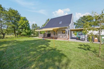 ++Perfekt für die Familie: Bezauberndes Haus mit großem Grundstück in idyllischer Umgebung – direkt