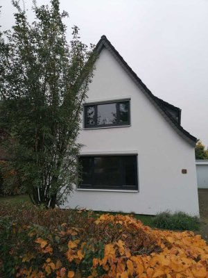 Modernisierte 3-Zimmer-Wohnung mit großem Gartenanteil in Bremen-Arbergen