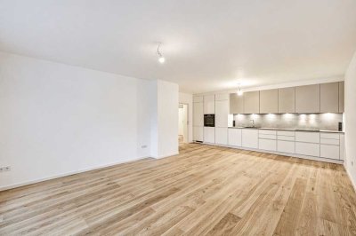Hochwertig sanierte, helle 4-Zimmer-Wohnung in München-Neuhausen provisionsfrei & bezugsfertig.