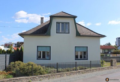 Oberwart: Sanierungsbedürftiges Wohnhaus mit Nebengebäude