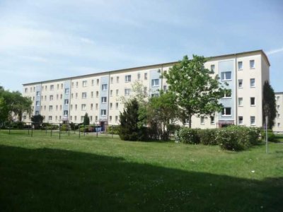Bald frei: Kompakte und sonnenhelle Familienwohnung mit Balkon**