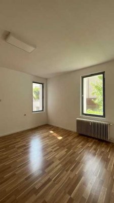 Gepflegte 3-Zimmer-EG-Wohnung mit Garten zur alleinigen Nutzung in Stuttgart-Zuffenhausen