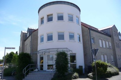 Gepflegte 4-Raum-Wohnung mit Balkon und Einbauküche in Rheine