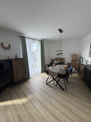 Schicke helle 3-Zimmer Wohnung im 2. OG in Oberhausen Königshardt
