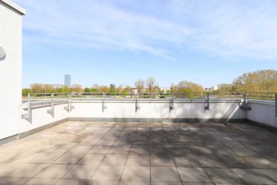 Sonnenverwöhntes Penthouse mit großzügiger Dachterrasse und exklusivem Ambiente